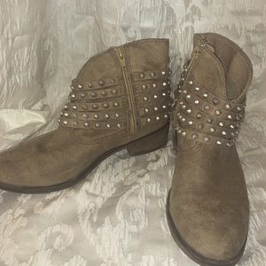 JustFab booties